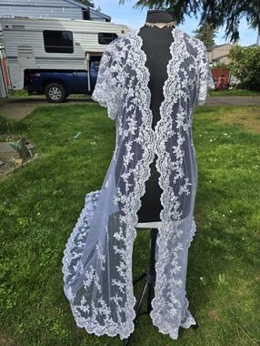 Vtg Alfred Angelo Sheer Victorian Bridal Lace Appliqué Cloak Duster Bridal Coat